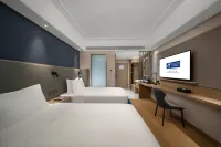 Holiday Inn Express NANCHANG BAYI SQUARE by IHG فنادق في نانتشانغ