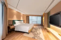 潮漫酒店（珠海漁女情侶中路店）