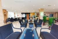 Tongcheng Riverside Hotel