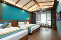 Floral Hotel Furong Town Galaxy Heights Hotel(Wangcun Waterfall Store) Hotels near Furong Town Waterfall