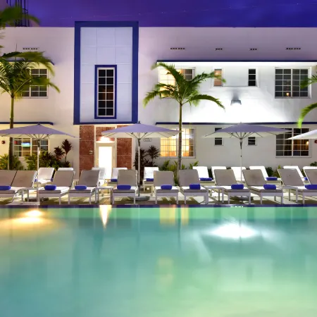 Pestana South Beach Miami Отели рядом с достопримечательностью «Новый Мир Симфонии»
