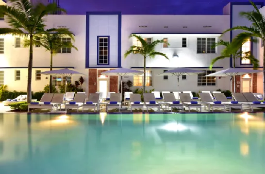 Pestana South Beach Hotel Отели рядом с достопримечательностью «Интракостал Уотеруэй»