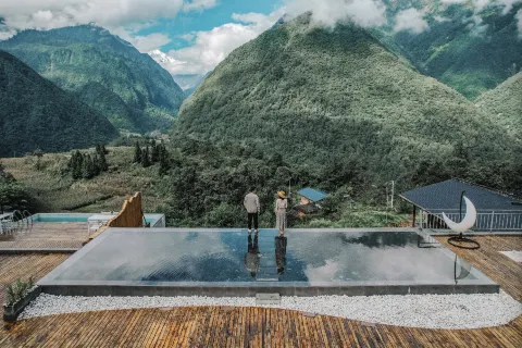 Lanshan · Baiyunli · Xueshan Xinglai Hot Springs Vacation Apartment (Hailuogou Glacier Forest Park)