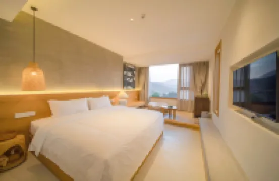 Wugong Mountain falls in love with Huaxi