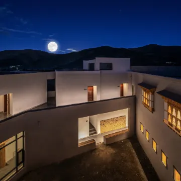 Jishan Jishe (Zhumeng Base Camp)