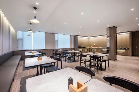 HanTing Hotel (Lianyungang Guanyun Zhenxing Zhong Road)