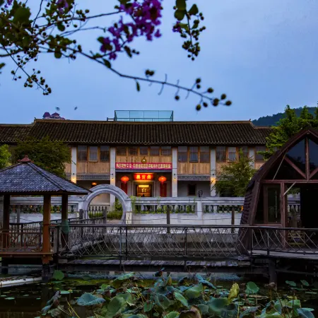 MeiZhou JZL B & B