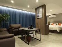 Fengshang Hotel (Shijiazhuang City Economic Vocational College East Campus) فنادق في ووجي