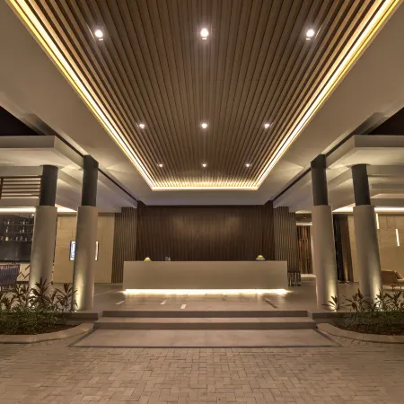 Mambruk Hotel & Convention Отели рядом с достопримечательностью «Пляж Anyer»