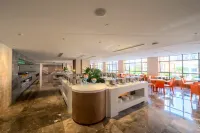 Four Seasons Hotel (Baise Dream Island Shopping Plaza) - breakfast