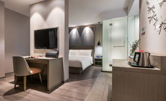 Orange Hotel (Changchun Dongfang Square Metro Station)