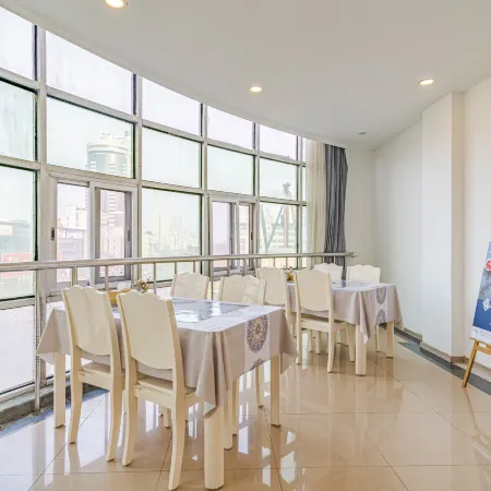 Homeinn Ease Hotel (Xuzhou Yunlong Lake People's Square Subway Station)