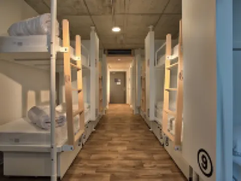 อันดาเวนิสโฮสเทล โรงแรมในเวนิส