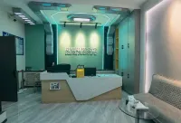 Hulunber Sloth E-sports Hotel