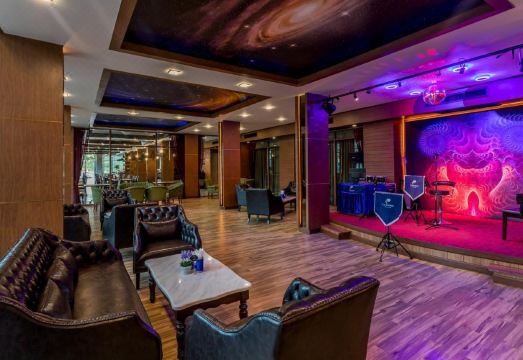 르 에라완 팡아 호텔