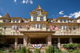 Cliff House at Pikes Peak