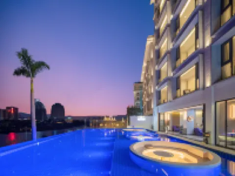 雲駐·諾亞江景度假酒店（西雙版納景洪告莊西雙景星光夜市店）