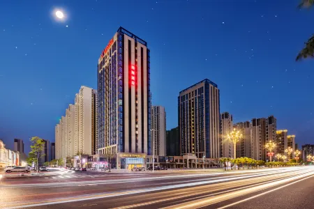 Taishan Bohai Hotel (Wanda Plaza) Отели рядом с достопримечательностью «Niushan Wangcheng Pavilion»