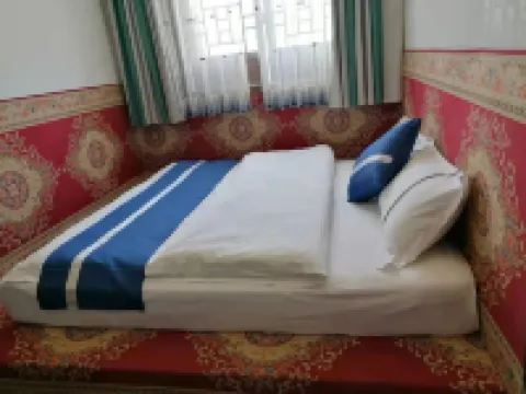 Chengjiang Hexi Chinese Inn