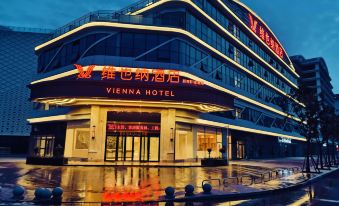 Vienna Hotel (Xinzheng Xuanyuan Lake Store)
