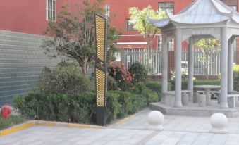 Liquan Jingying Weimei Garden Hotel