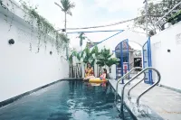 Hoi An Lazy Bear Villa - สระว่ายน้ำส่วนตัว