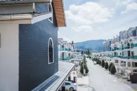 Barrington Villa @ Golden Hill