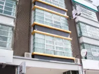 Dream Luxury Hotel Hotels in Muar