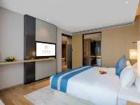 WINGO HOTEL Hotel dekat Gunung Lotus