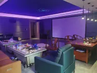 Qinzhou Yuehua Jiangyu Lake Hotel (Baishi Lake Park Wuyue Plaza)