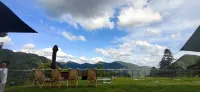 Floating Clouds Homestay 선룽촨/신룡천 관광단지 주변 호텔