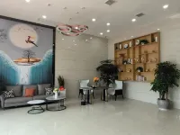 Convenient New Town Hotel