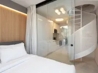 Lux&Easy Athens Downtown Residences Hotels near kipseli