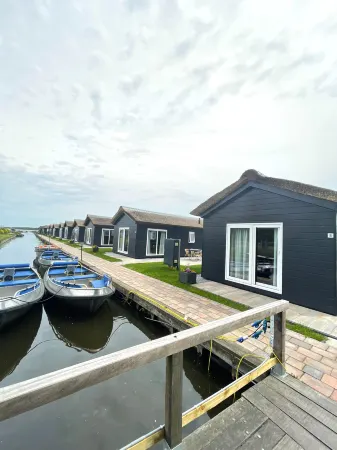 Waterpark Giethoorn Отели в г. Blokzijl