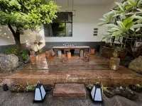 Stone Hot Spring Inn (Hot Spring Qidan Ancient Town)