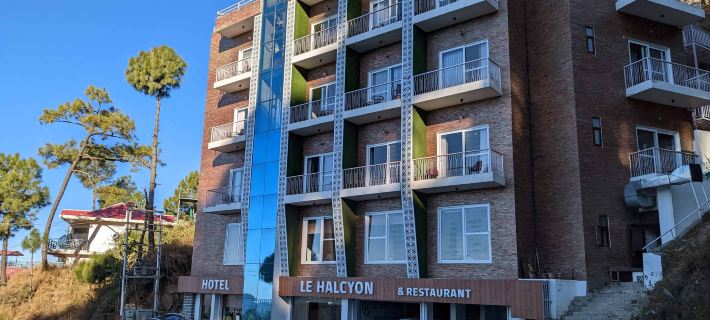 Hotel le Halcyon Kasauli Hotels in Solan
