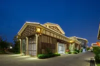 Jinling Landscape Hotel Zhenjiang Heart Lake Hotels near Zhenjiang Dalu General Airport