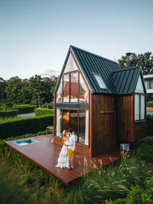 더 캠피안 ตูบกลางดอย & Camping Chiang Dao 주변 호텔