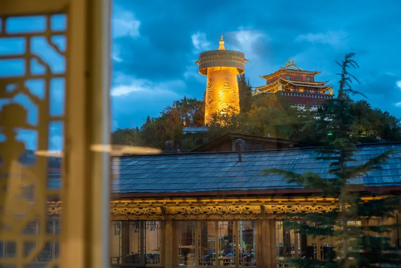 Luming Bay Hotel