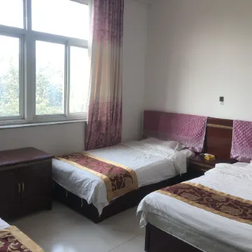 Qingxian Jiajia Hotel