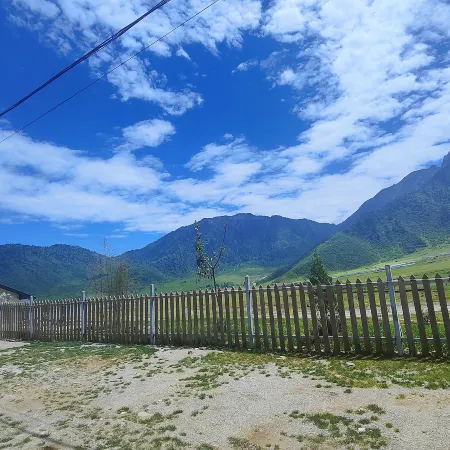 Mianning Yele Lake Sheep Gui Homestay