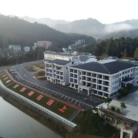 Yongxin Fengshuping Grand Hotel