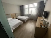 Qinghua Business Hotel