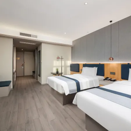Homeinn Ruibo Cloud Hotel (Hami Railway Station Chuntianli Community Branch)