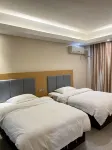 Yanhe Haina Hotel