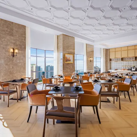 Vienna International Hotel (Yuxi Jinhui Plaza)