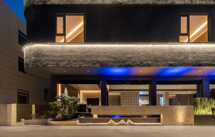 Jiaojiang Paris·Elegant Designer Resort Hotel (Jiazhi Old Street Garden Market Branch)