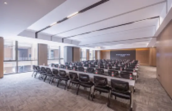 Zhengzhou East High-speed Railway Station Yueji Hotel