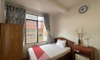 OYO 1233 Yen Quyen Hotel