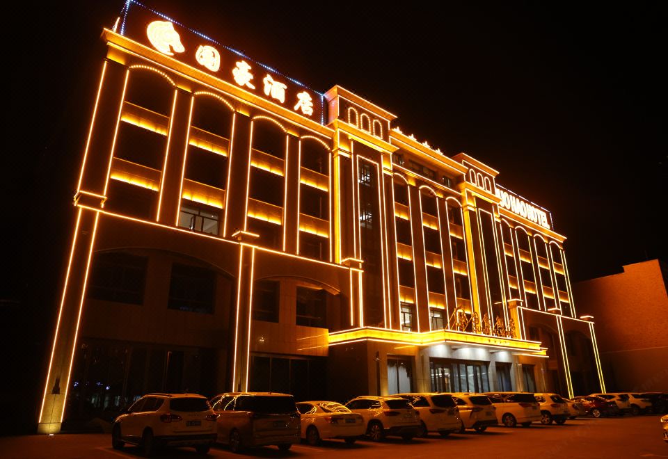hotel overview picture